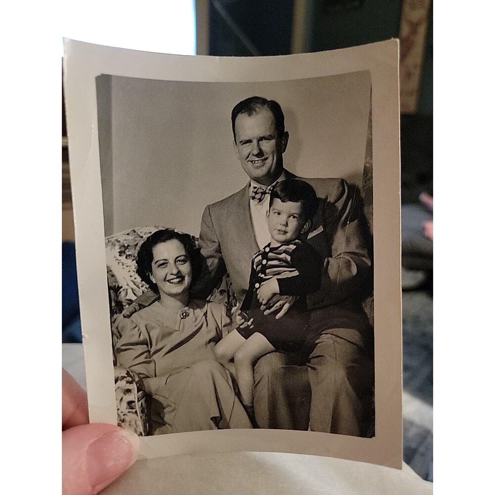 Vintage 1940s 1950s Black White Photo Family Mom, Dad And Son